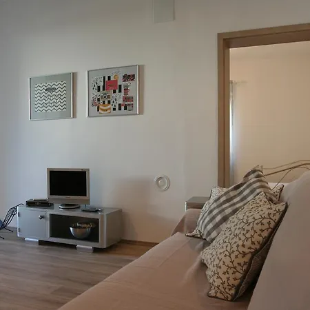 Lägenhet Tiana Zadar